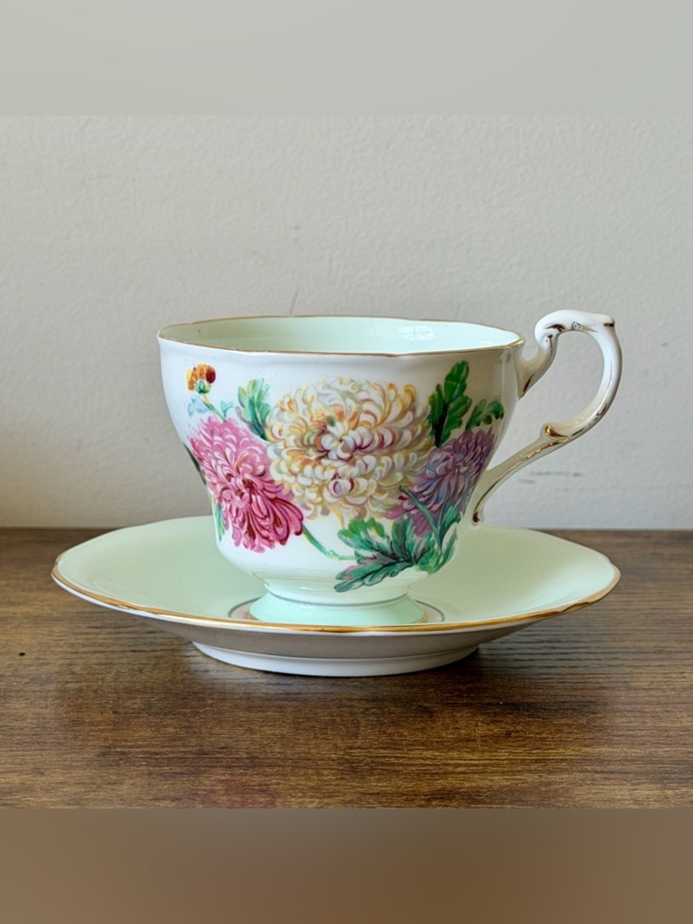 Vintage Paragon Teacup and Saucer English Bone China Mint Chrysanthemum Warrant